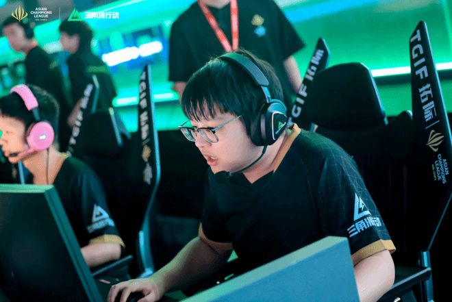 尔成功夺得 尔成功夺得