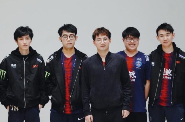 率而非花哨 率而非花哨